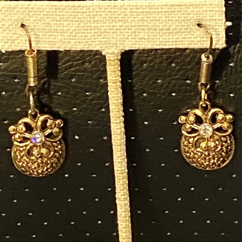 Vintage Barrera For Avon earrings